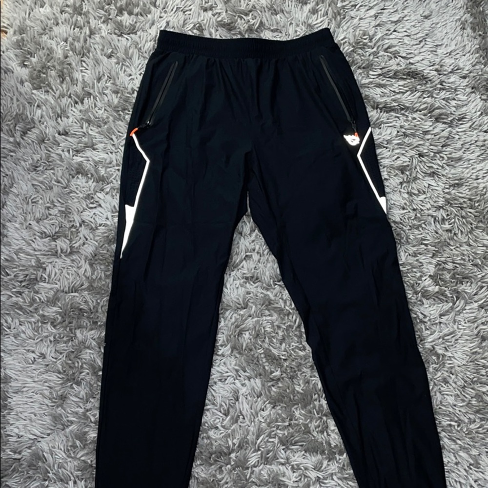 Baleaf men’s medium pants NWT